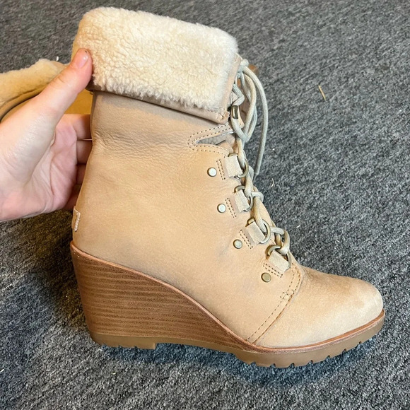 Sorel Women's Leather After Hours Lace Shearling Boots Size 9 Cream - Picture 6 of 9